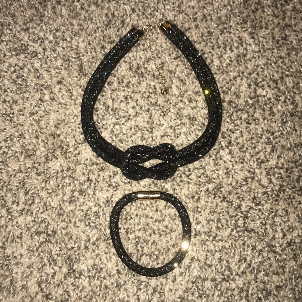 Swarovski Necklace & Bracelet Set